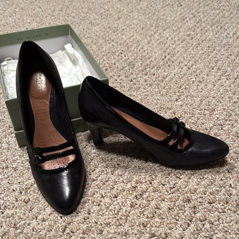 Clarks Black Heels with Classic Design